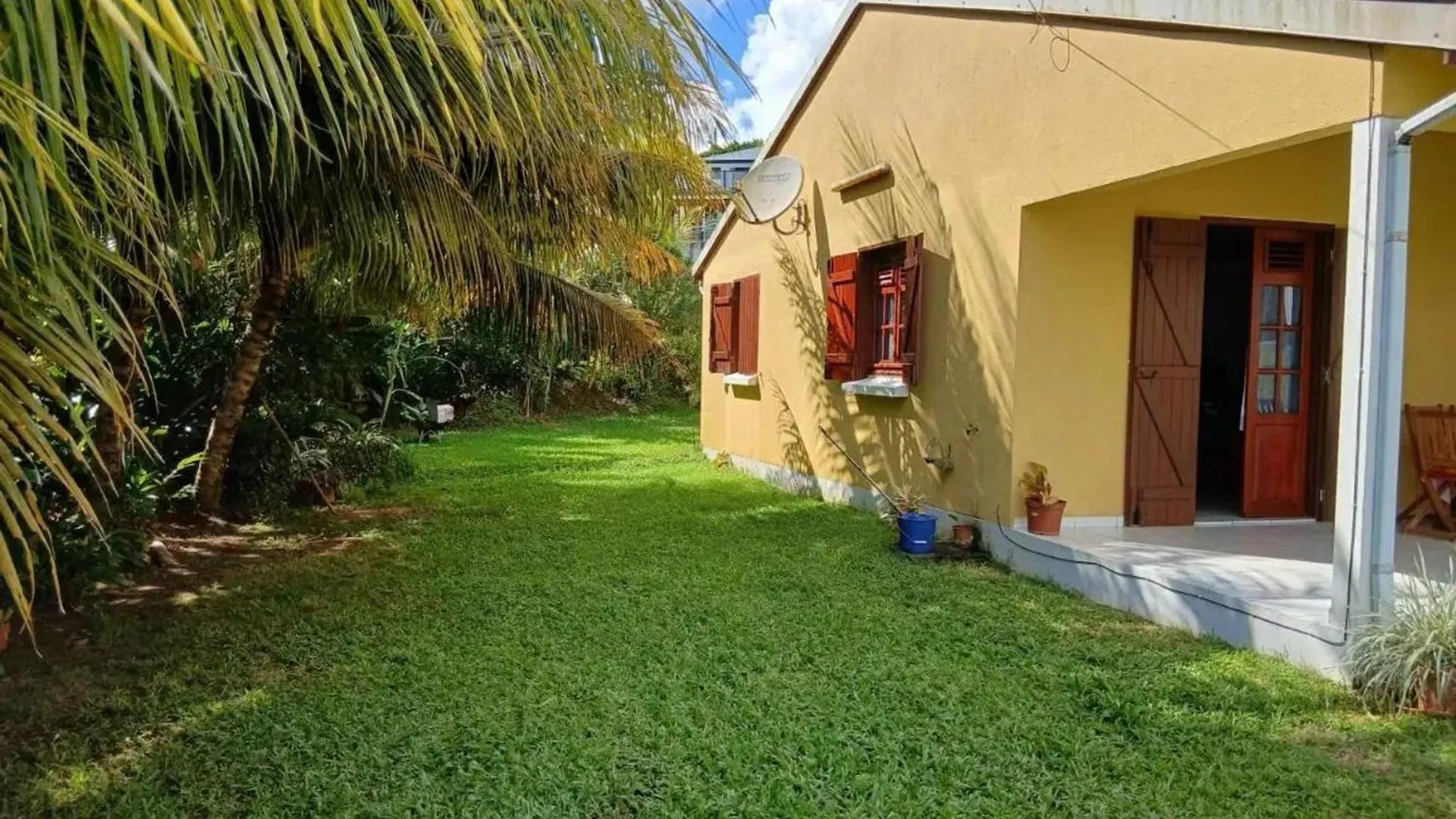 Holiday home Maison Spacieuse A Petit-Bourg Avec Jardin